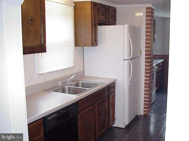 135 Creek Road Manchester, PA 17345 - Photo 5 of 7 Gallery Image 5