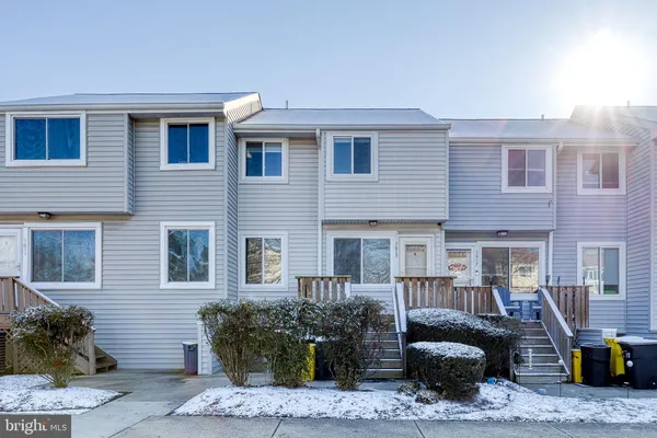 $2,300 | 1615 Fendall Court, Crofton, MD 21114