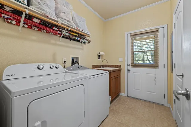 $537,000 | 259 Burr Oak Trail, Harper, TX 78631