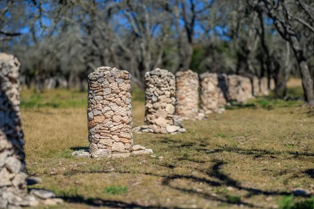 $537,000 | 259 Burr Oak Trail, Harper, TX 78631