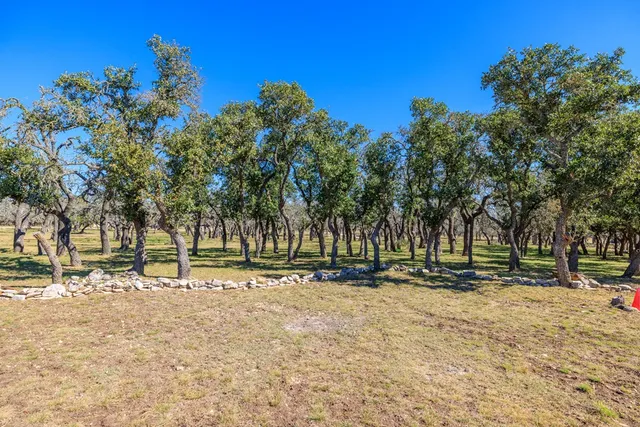 $537,000 | 259 Burr Oak Trail, Harper, TX 78631