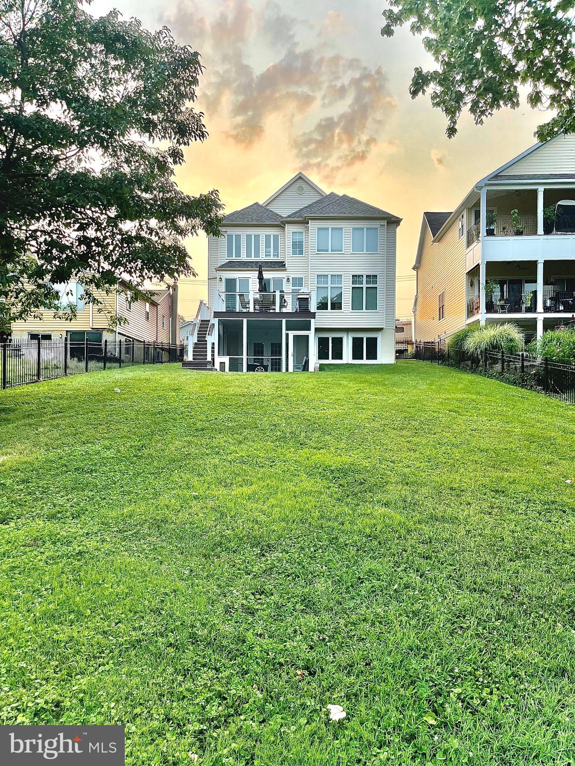 769 Powhatan Beach Road Pasadena, MD 21122 - Photo 11 of 70 Gallery Image 11