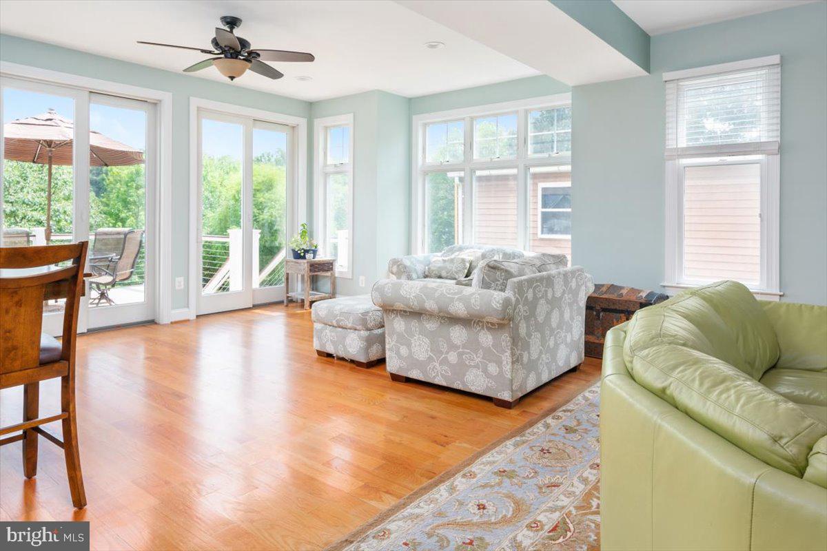 769 Powhatan Beach Road Pasadena, MD 21122 - Photo 33 of 70 Gallery Image 33