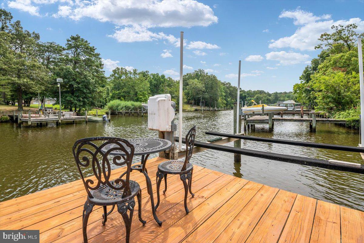 769 Powhatan Beach Road Pasadena, MD 21122 - Photo 9 of 70 Gallery Image 9