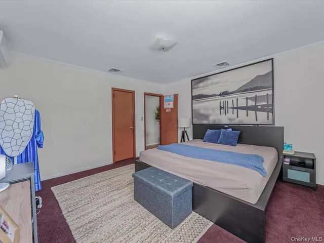 $1,160,000 | 25 Lawrence Street, New Hyde Park, NY 11040