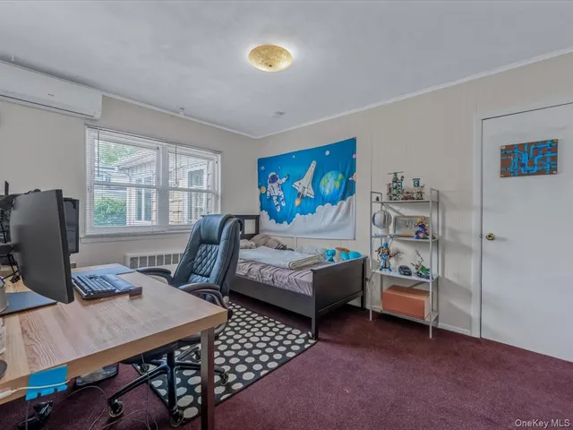 $1,160,000 | 25 Lawrence Street, New Hyde Park, NY 11040