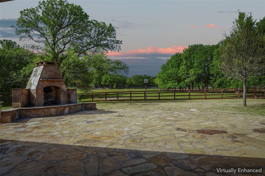 1006 Cochran Road Argyle, TX 76226 - Photo 6 of 40 a view of a garden