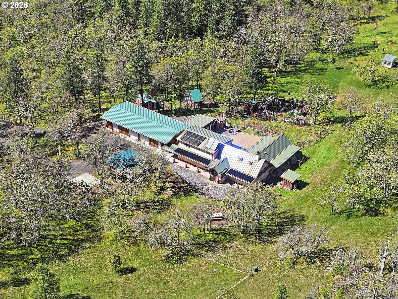 2015 Lonely Lane Mosier, OR 97040 - Photo 44 of 46