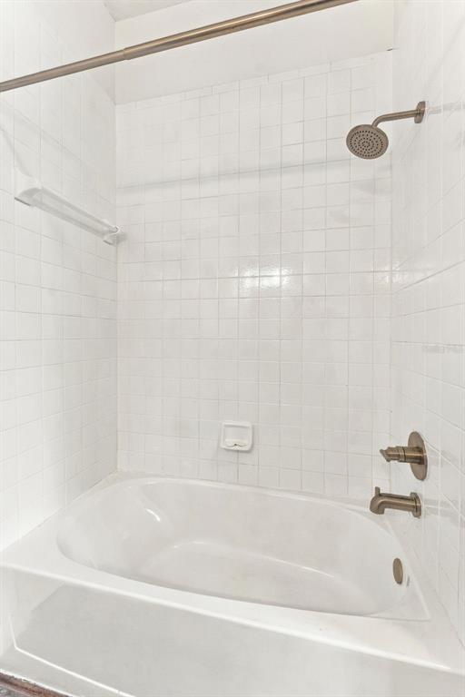 2561 Regal River Road Valrico, FL 33596 - Photo 34 of 56 Gallery Image 34