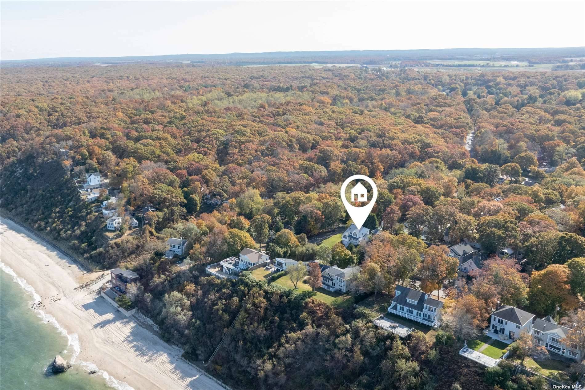 115 Cliff Road Wading River, NY 11792 - Photo 25 of 28 an aerial view of multiple house
