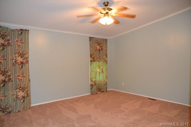 1390 West Payne Road Marion, NC 28752 - Photo 10 of 24 Gallery Image 10