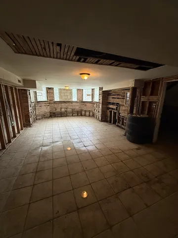 $189,000 | 1837 West Garfield Boulevard, Chicago, IL 60636