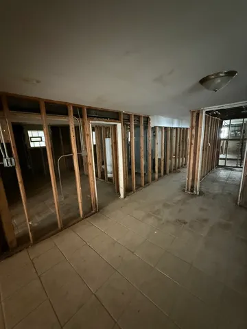 $189,000 | 1837 West Garfield Boulevard, Chicago, IL 60636