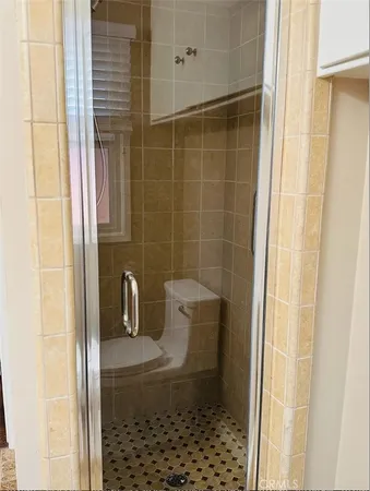 $4,300 | 22206 Kittridge Street, Woodland Hills, CA 91303
