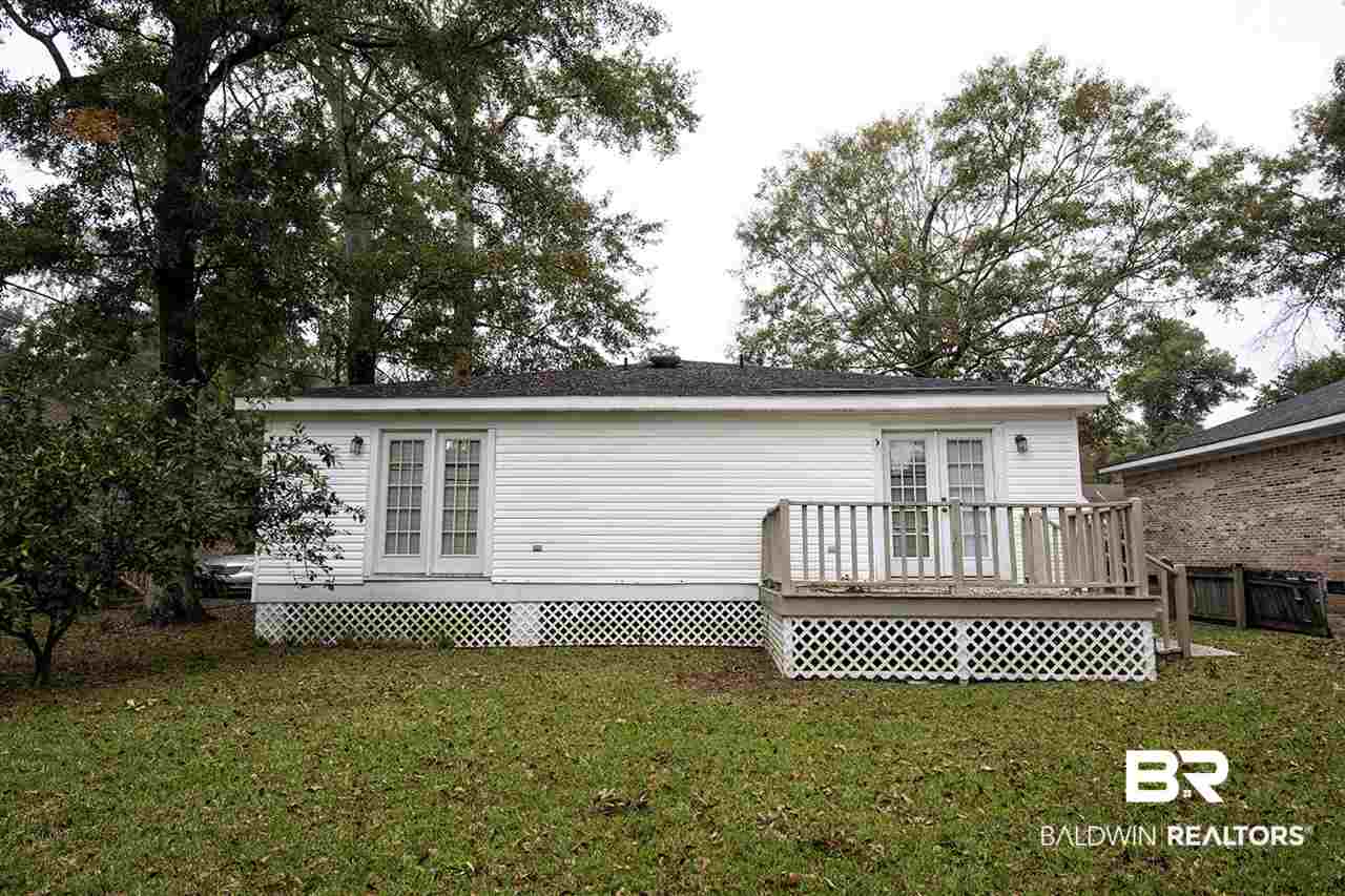 19 Felder Place Mobile, AL 36606 - Photo 26 of 26 Back Deck