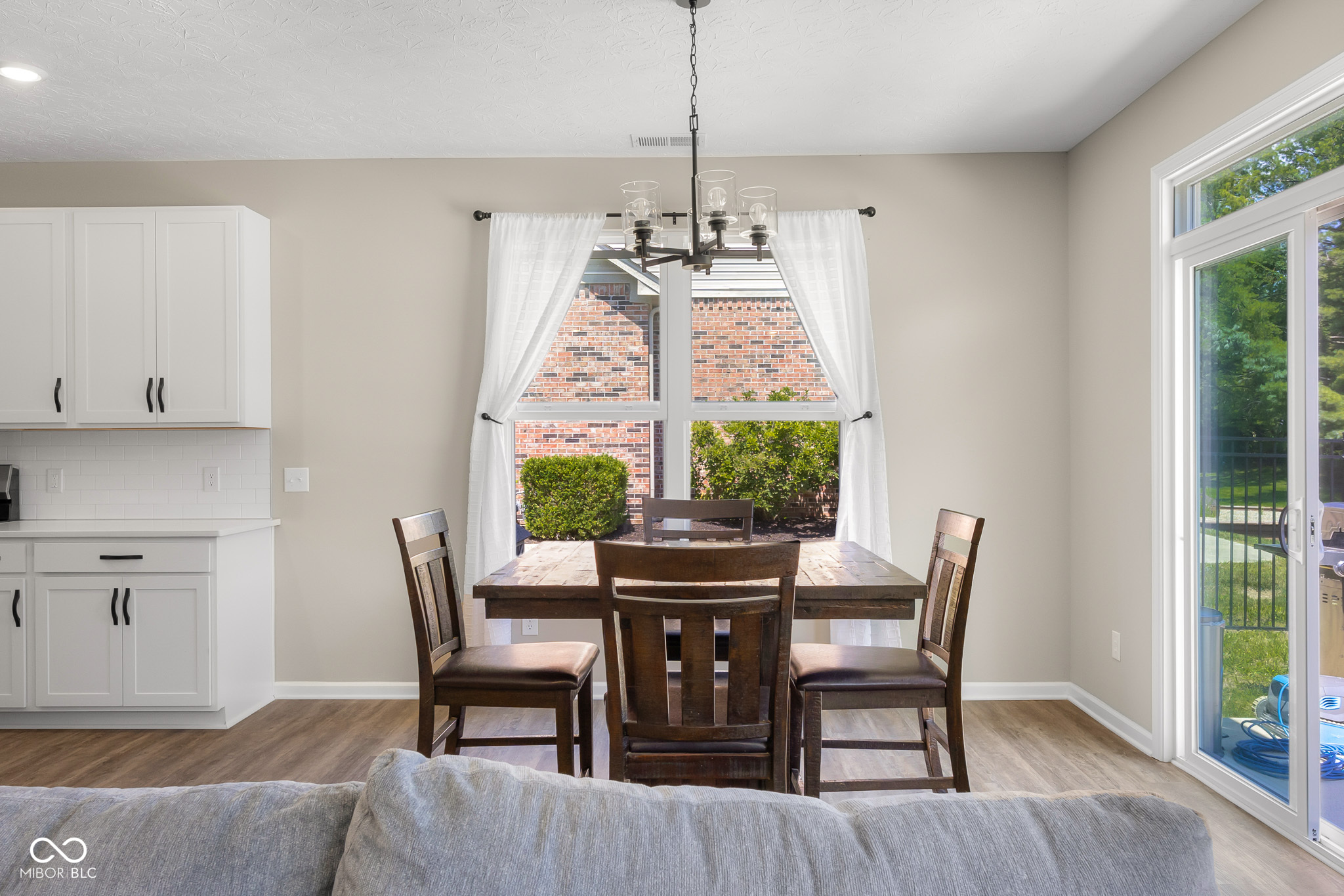 3045 Braeburn Columbus, IN 47201 - Photo 18 of 55