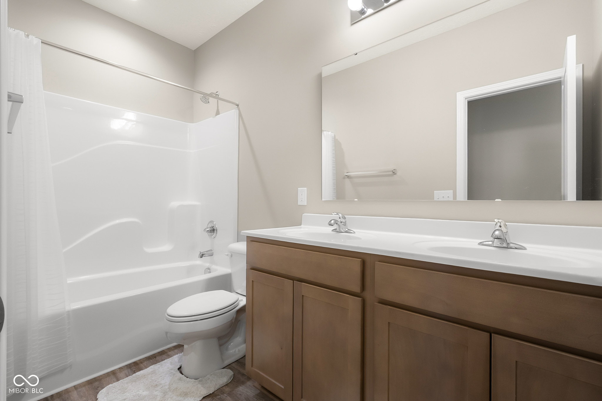 3045 Braeburn Columbus, IN 47201 - Photo 33 of 55