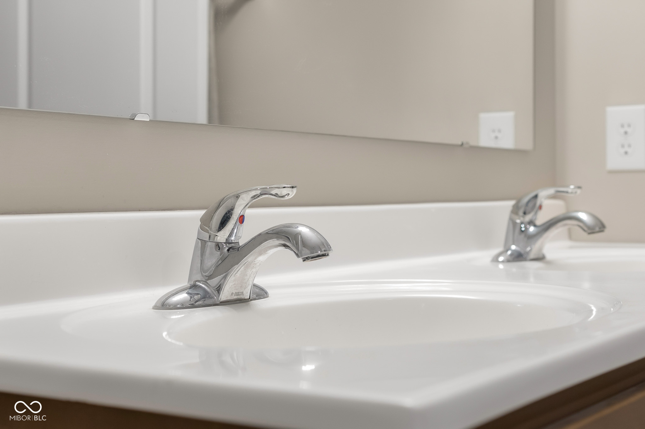 3045 Braeburn Columbus, IN 47201 - Photo 34 of 55