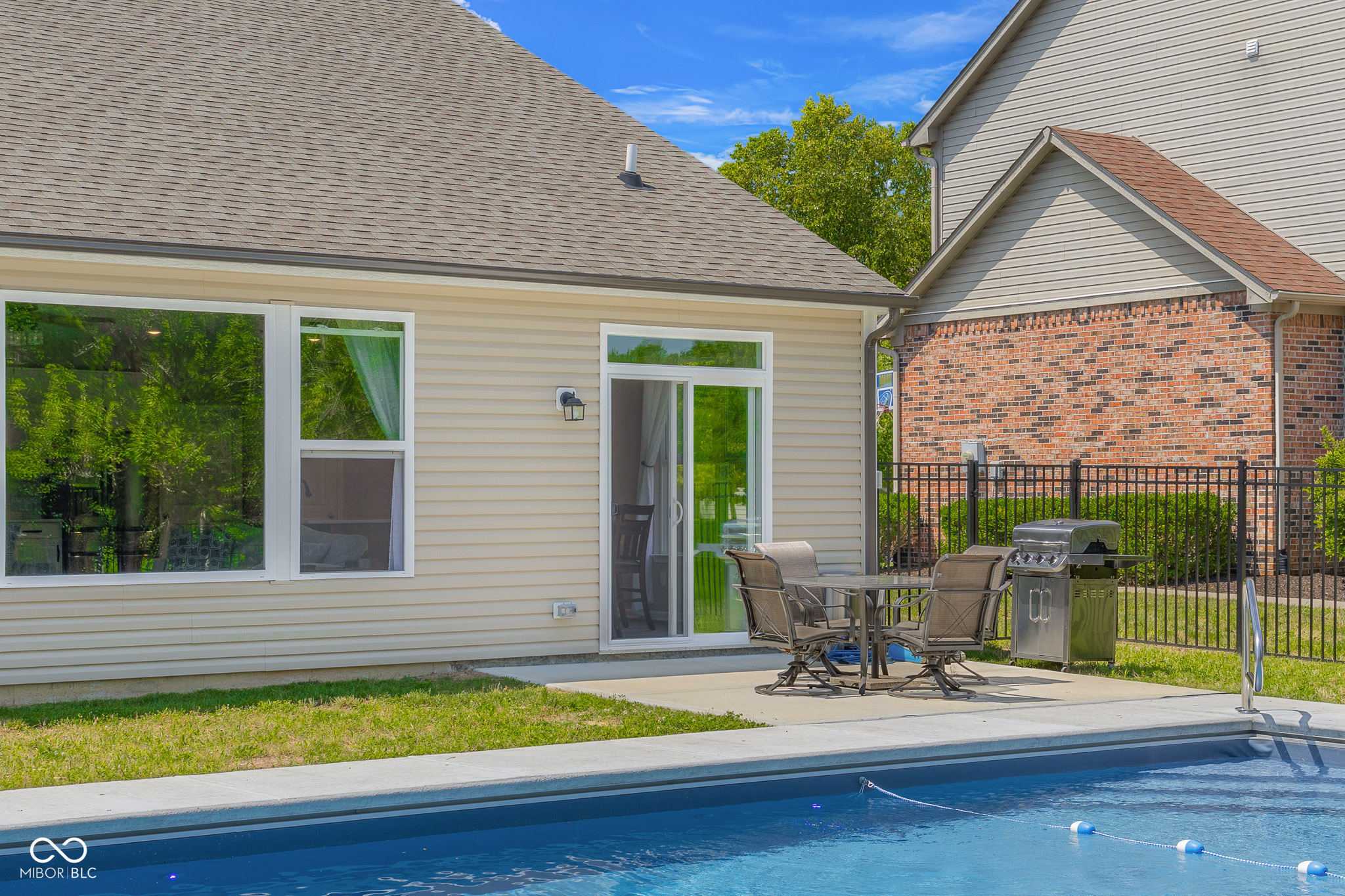 3045 Braeburn Columbus, IN 47201 - Photo 42 of 55