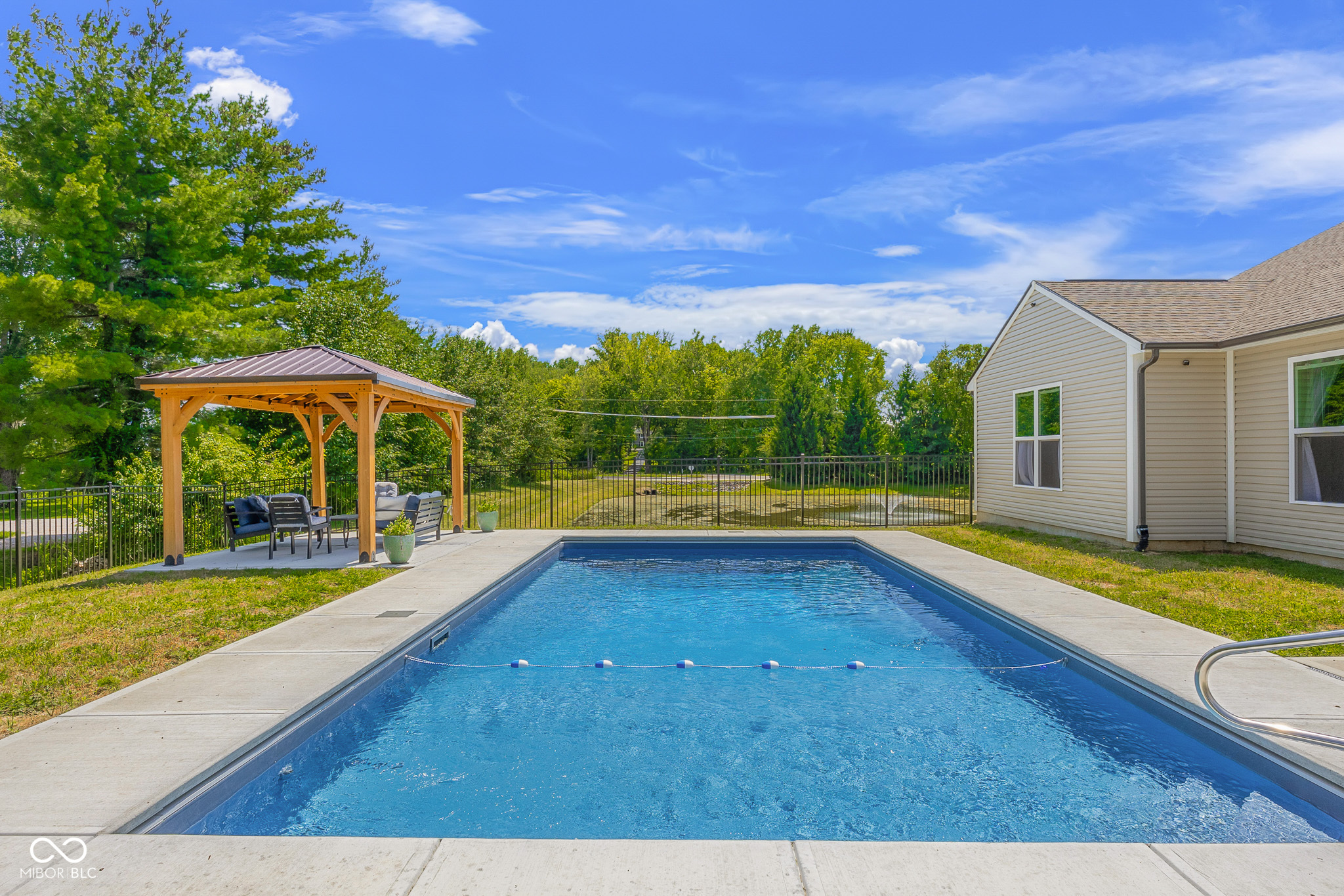 3045 Braeburn Columbus, IN 47201 - Photo 43 of 55