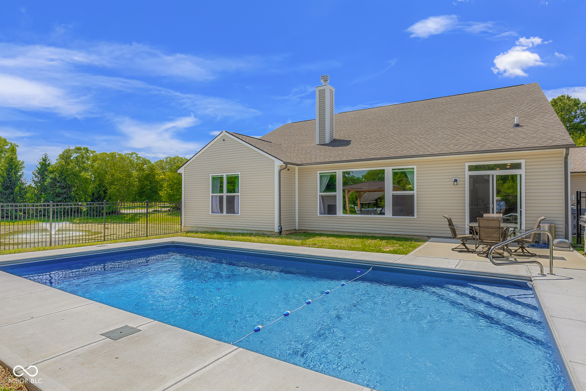 3045 Braeburn Columbus, IN 47201 - Photo 44 of 55