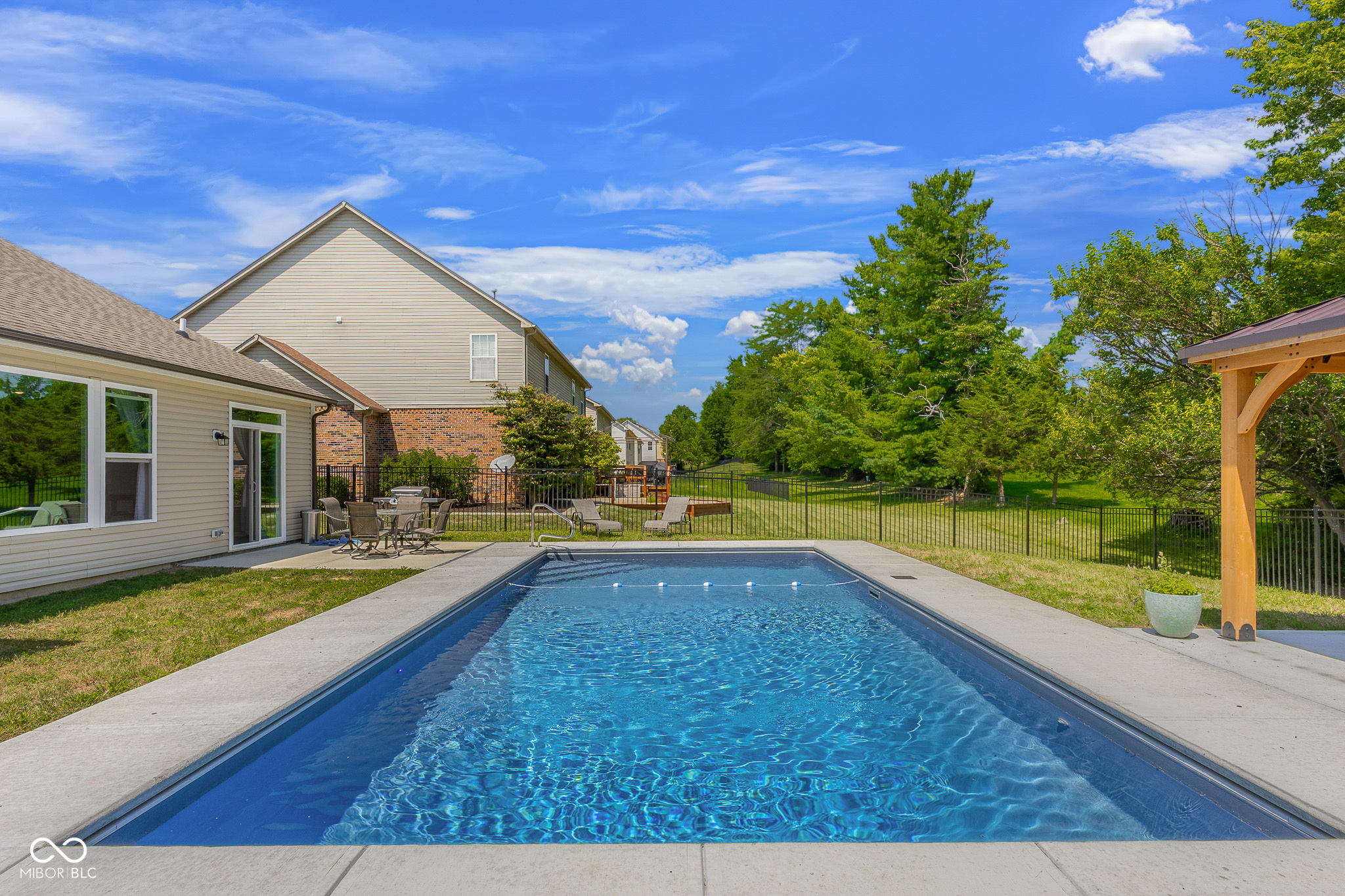 3045 Braeburn Columbus, IN 47201 - Photo 45 of 55