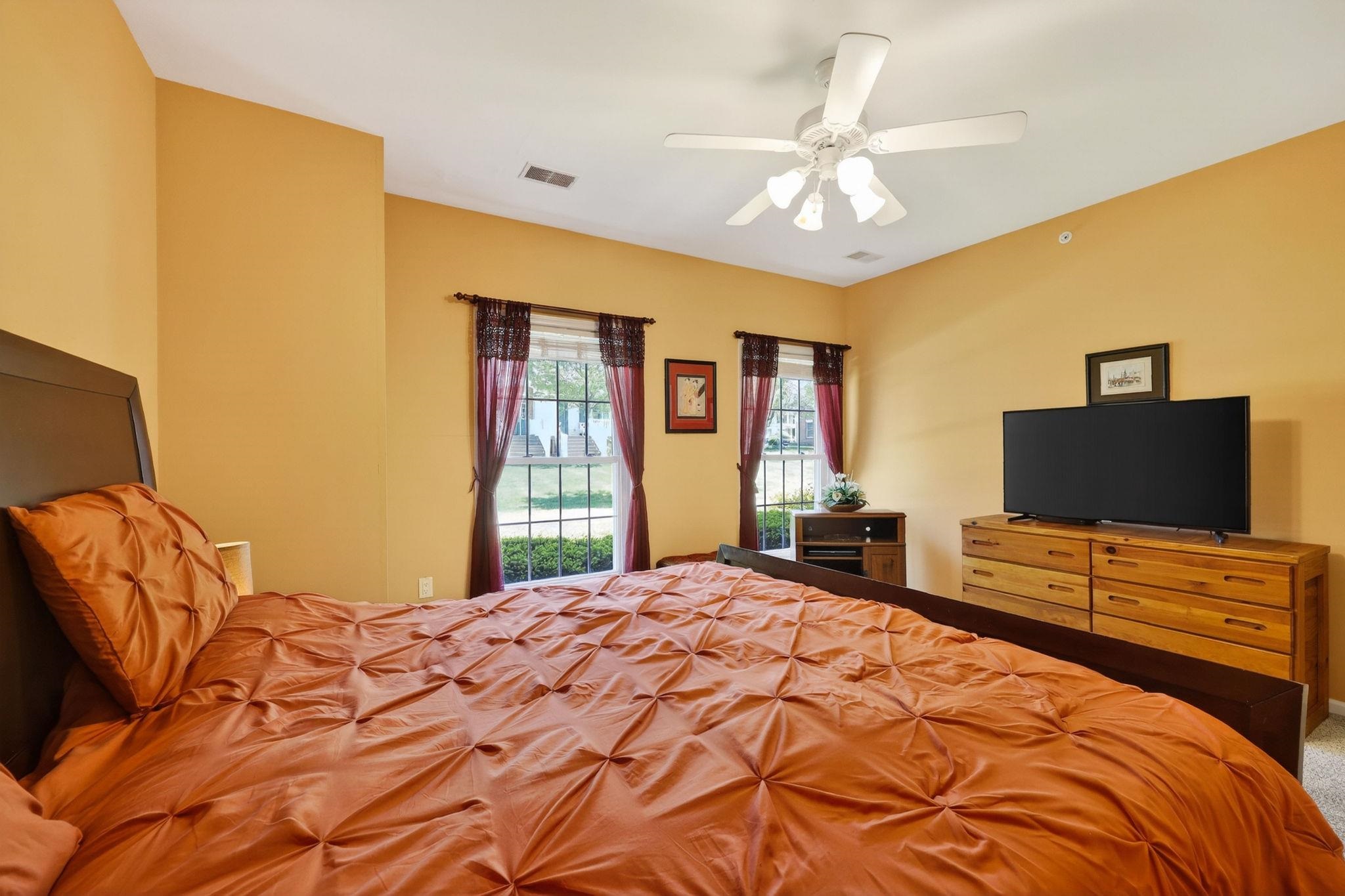6043 Cottontail Madison, WI 53718 - Photo 17 of 56