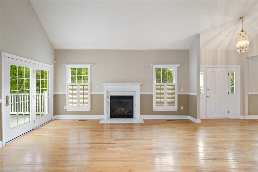 419 Albion Road, Unit 18 Lincoln, RI 02865 - Photo 13 of 42