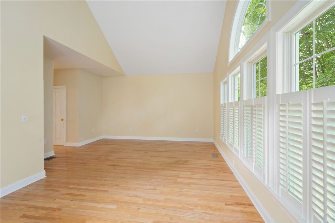 419 Albion Road, Unit 18 Lincoln, RI 02865 - Photo 21 of 42