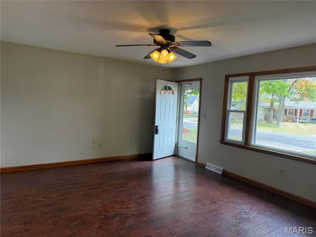 $155,000 | 1137 Warren Street, Jerseyville, IL 62052