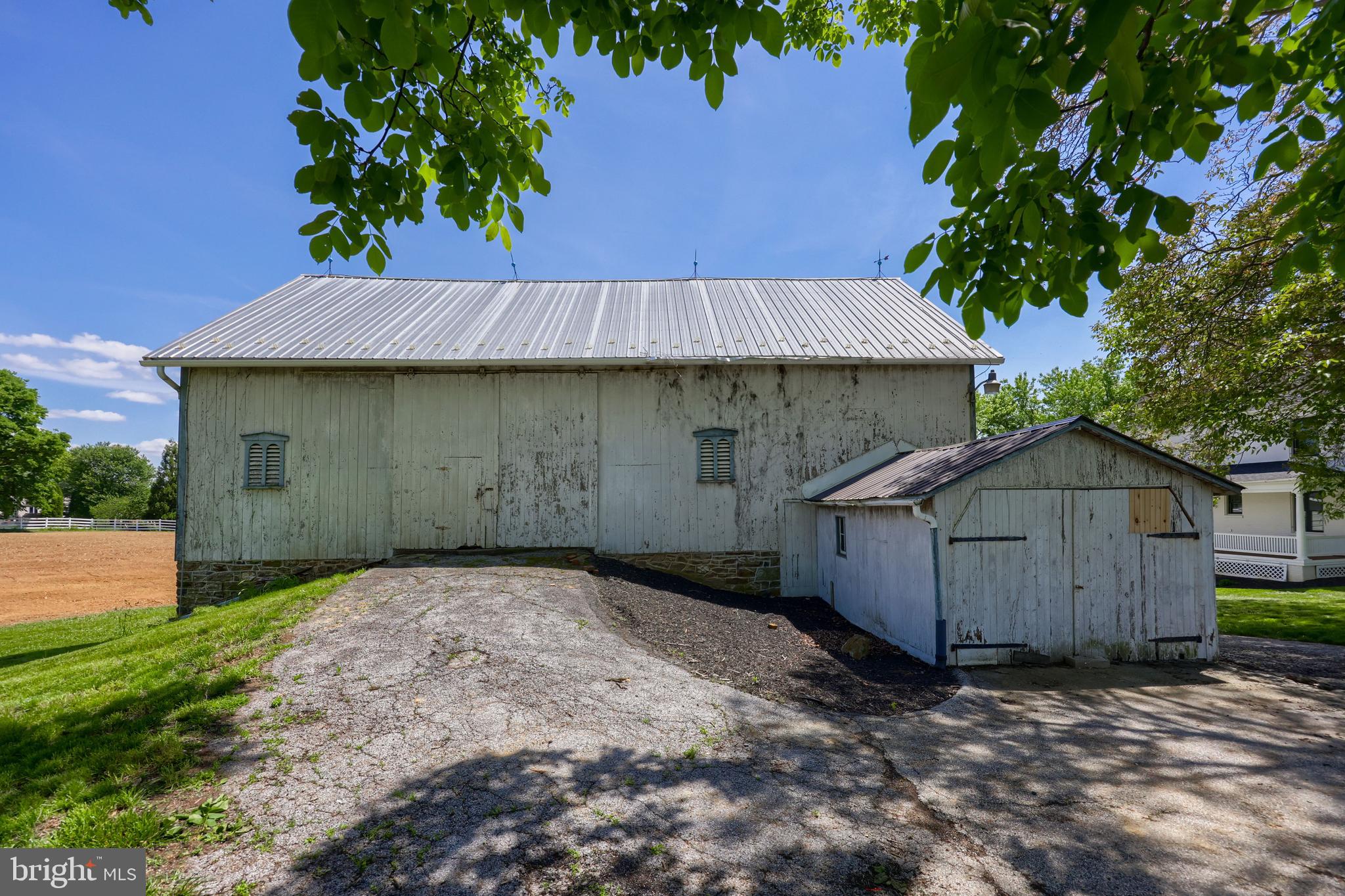 592 Chestnut Hill Road York, PA 17402 - Photo 35 of 51 Gallery Image 35