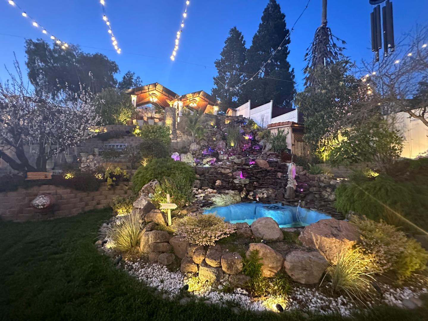 175 Violet Road Hercules, CA 94547 - Photo 33 of 35 a view of a houses with yard