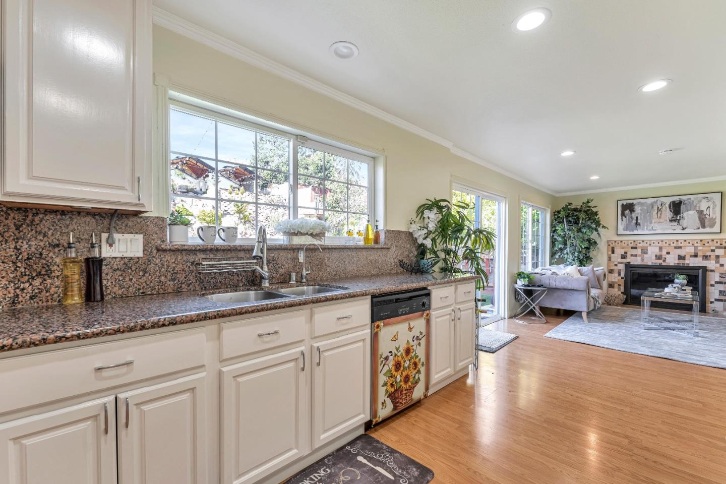 175 Violet Road Hercules, CA 94547 - Photo 4 of 35 a kitchen with sink and view living room