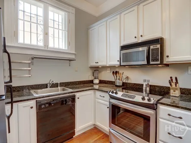 $549,000 | 109 West Bolton Street, Unit A, Savannah, GA 31401