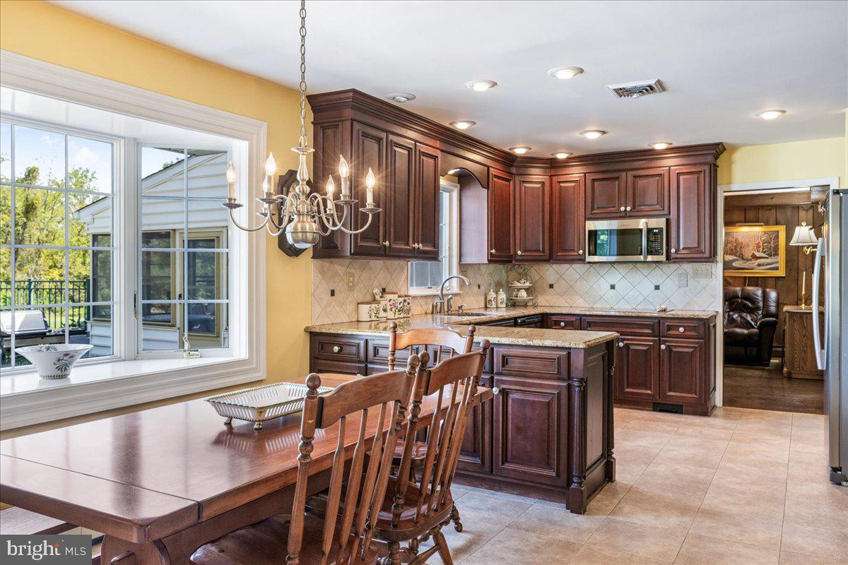 4495 Burnt House Hill Road Doylestown, PA 18902 - Photo 12 of 50