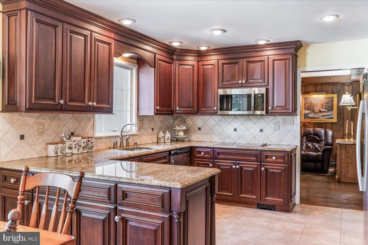 4495 Burnt House Hill Road Doylestown, PA 18902 - Photo 17 of 50