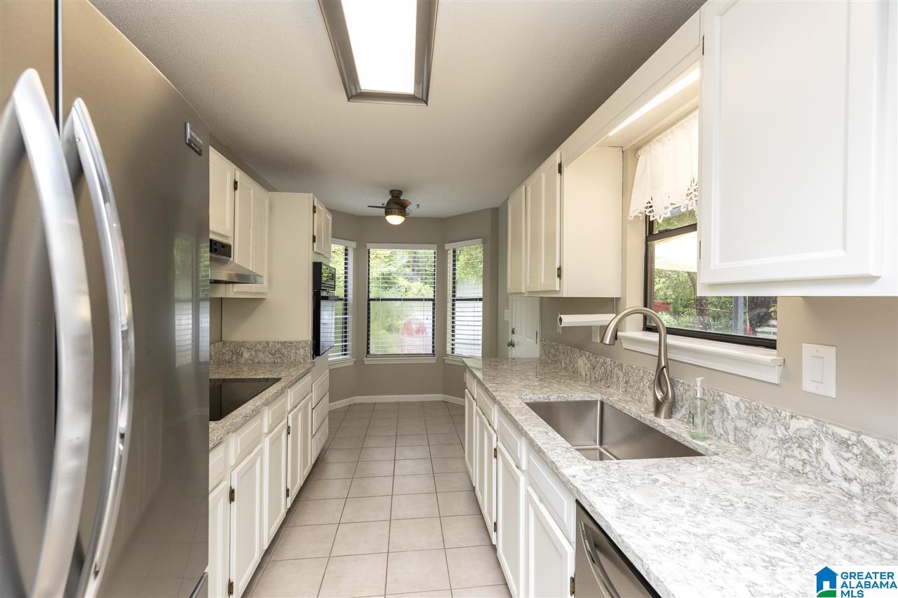 1655 Thomas Loop Road Gardendale, AL 35071 - Photo 9 of 44