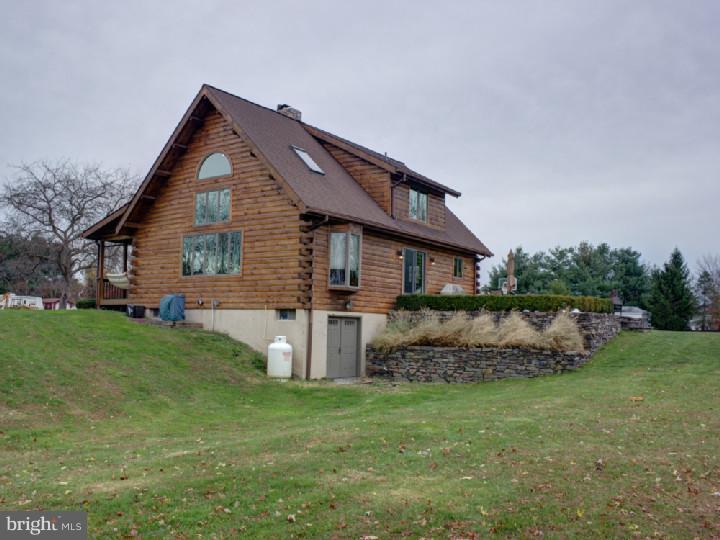 816 Rosemont Ringoes Road Stockton, NJ 08559 - Photo 3 of 25 Exterior Side