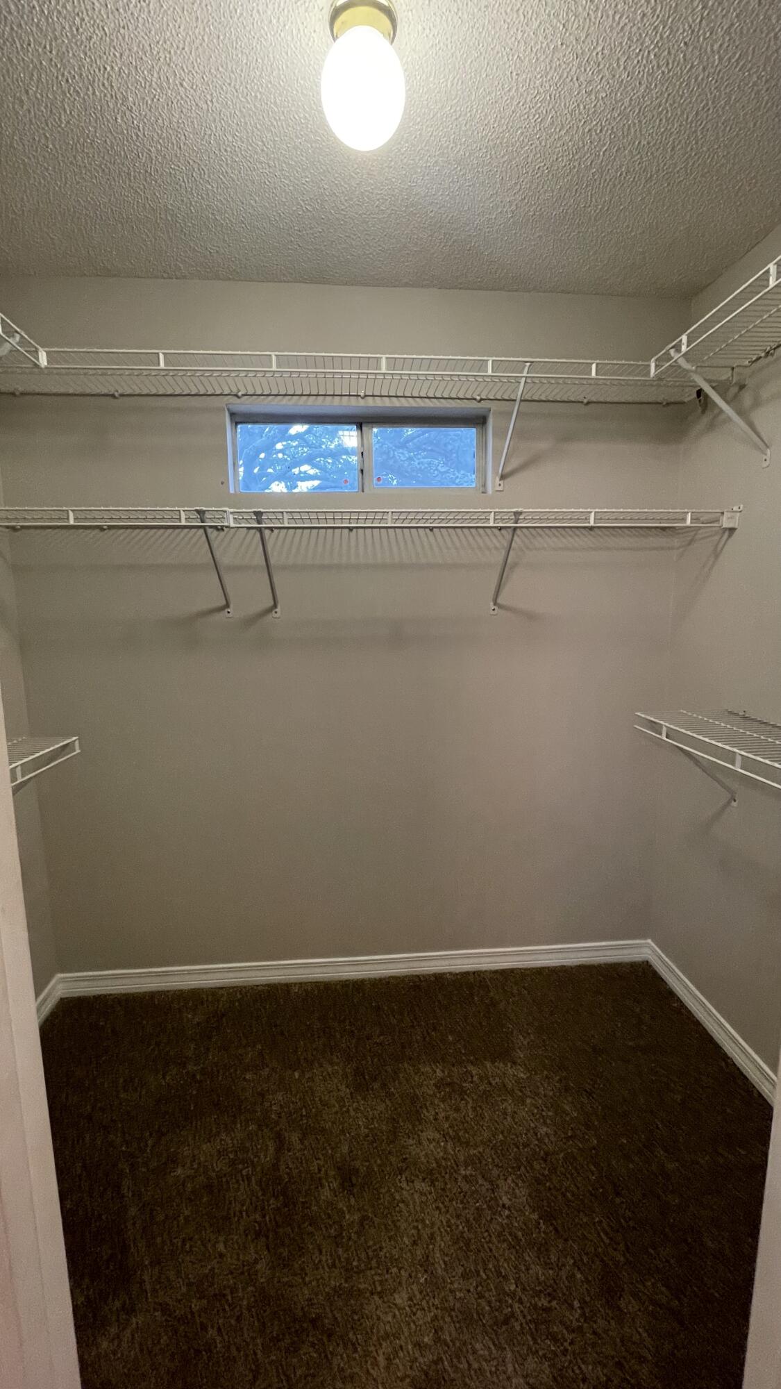 1810 Hurlburt Road, Unit 4 Fort Walton Beach, FL 32547 - Photo 8 of 12 F10BBCE3-948C-488B-B06D-319C80836C51