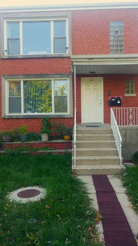 $650,000 | 6104 North Oakley Avenue, Chicago, IL 60659