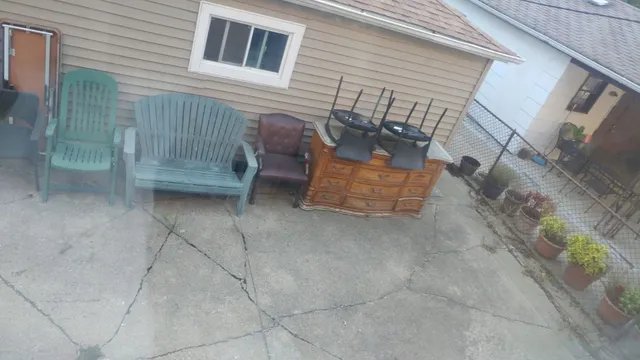 $650,000 | 6104 North Oakley Avenue, Chicago, IL 60659