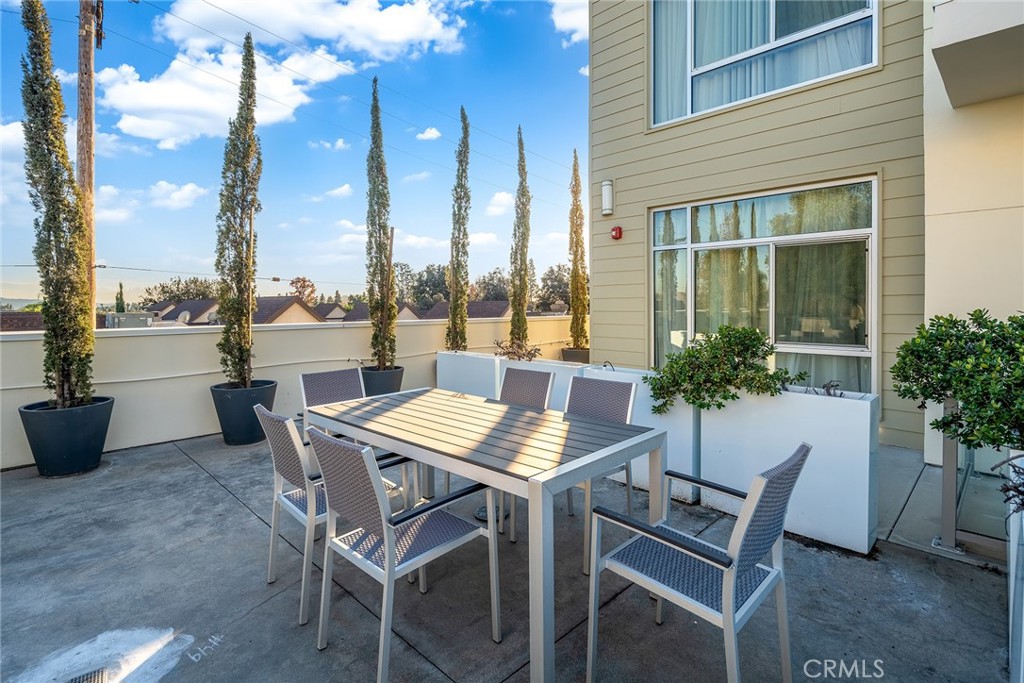 56 East Duarte Road, Unit 318 Arcadia, CA 91006 - Photo 11 of 51