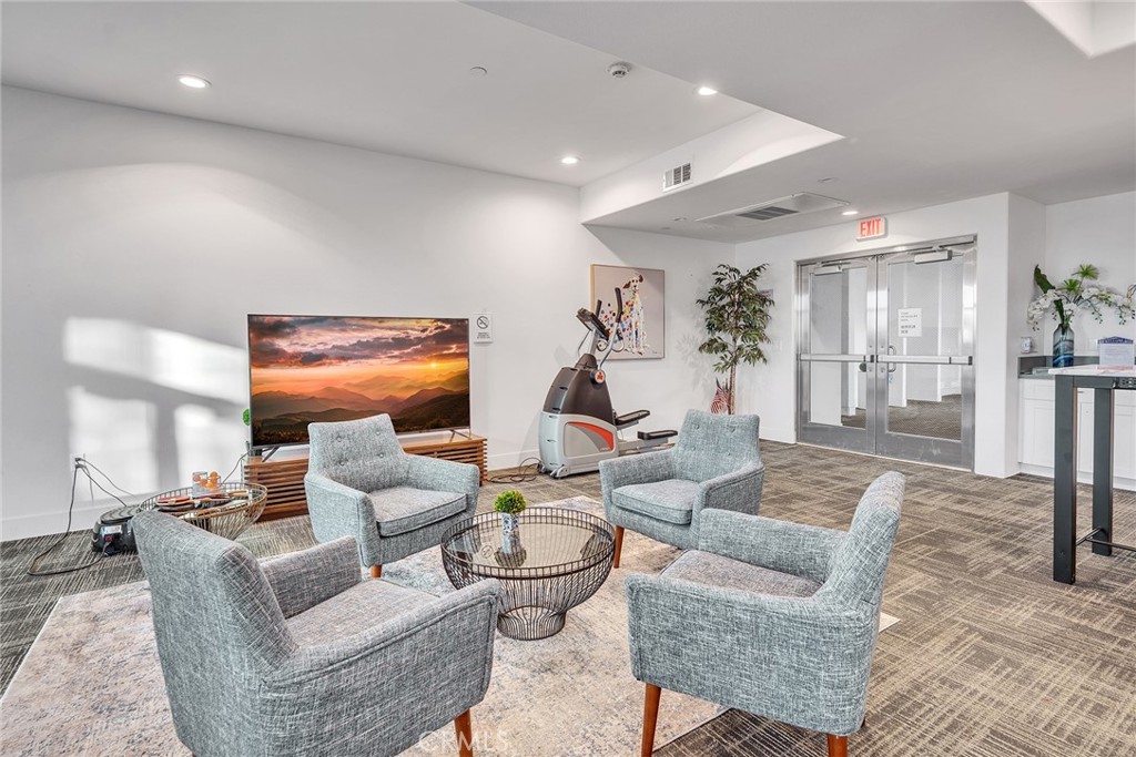 56 East Duarte Road, Unit 318 Arcadia, CA 91006 - Photo 18 of 51