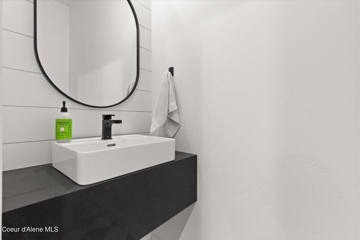 13846 Hauser Lake Road Post Falls, ID 83854 - Photo 28 of 95 045-IMG_9021