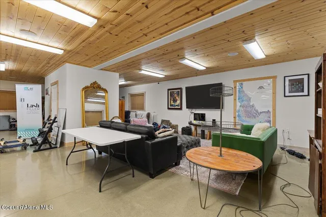 $3,299,000 | 13846 Hauser Lake Road, Post Falls, ID 83854