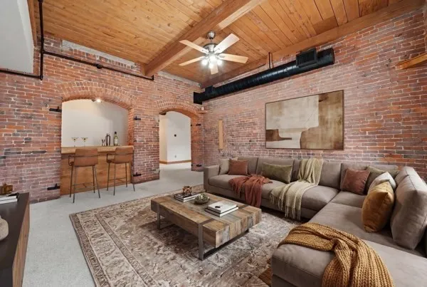 $449,900 | 50 Rantoul Street, Unit 204, Beverly, MA 01915