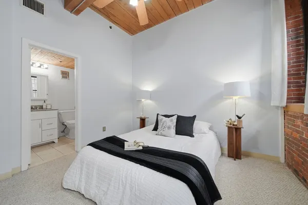 $449,900 | 50 Rantoul Street, Unit 204, Beverly, MA 01915