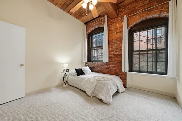 $449,900 | 50 Rantoul Street, Unit 204, Beverly, MA 01915