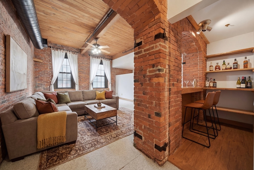 50 Rantoul Street, Unit 204 Beverly, MA 01915 - Photo 3 of 39