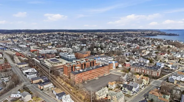 $449,900 | 50 Rantoul Street, Unit 204, Beverly, MA 01915